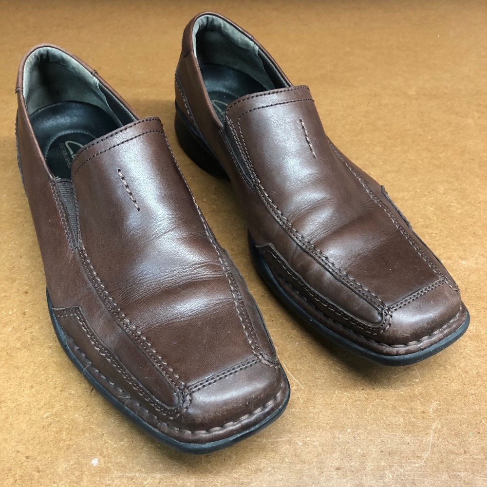 Clarks men’s brown casual dress shoes 10.5